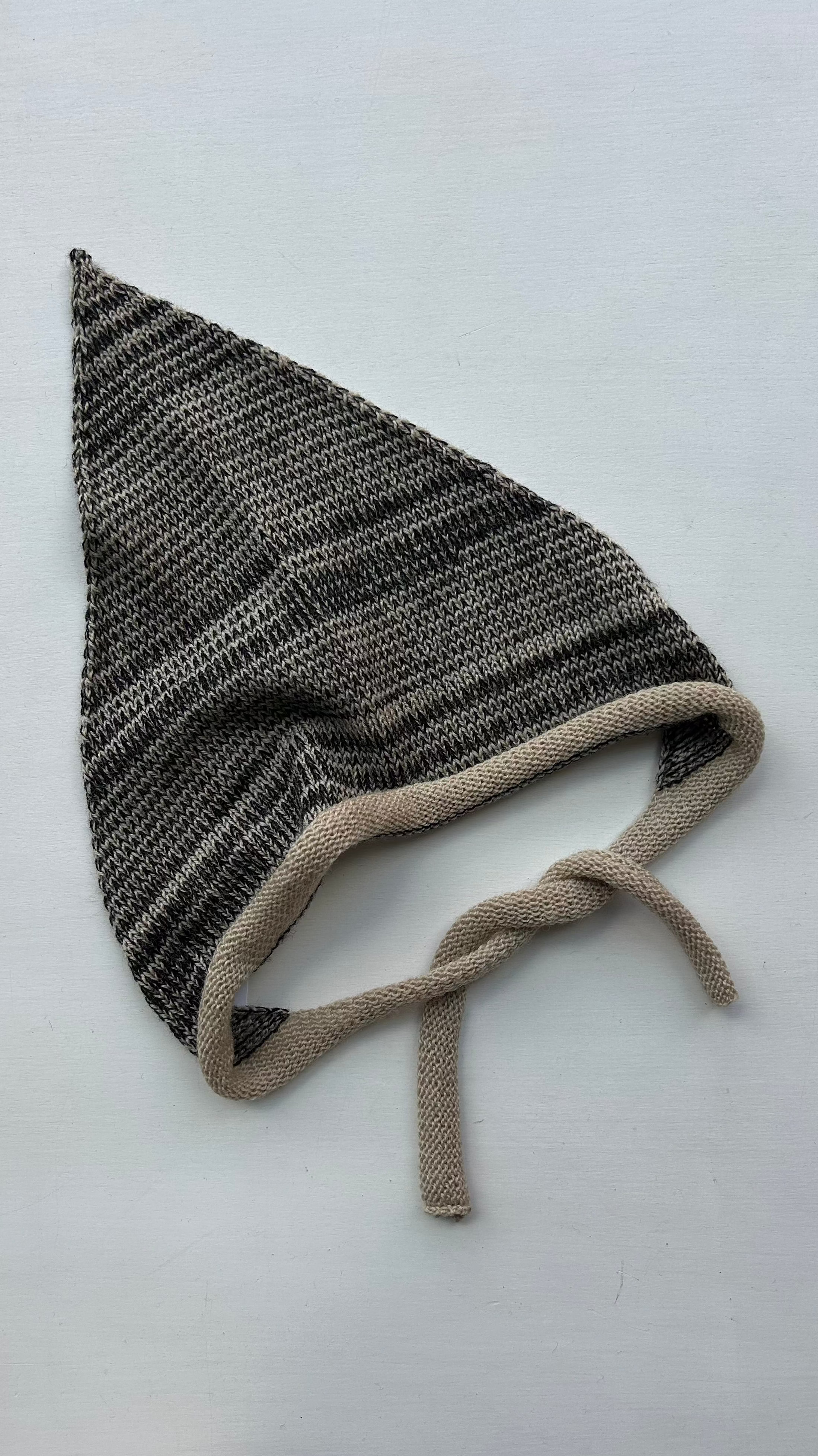 Knit Kerchief (2 colours)