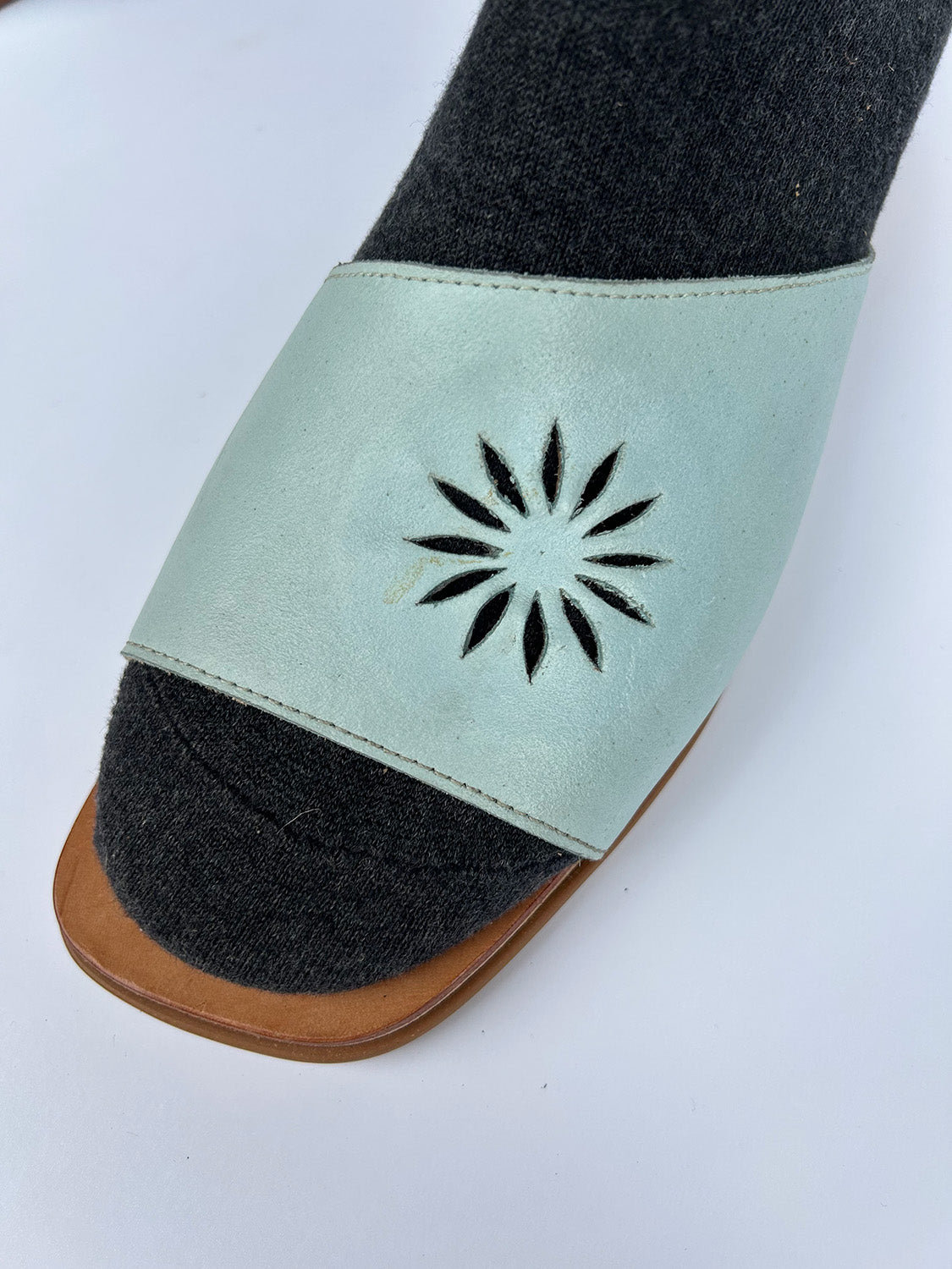 Studio Sale - Wall Flower Slide Dusty Blue / 40