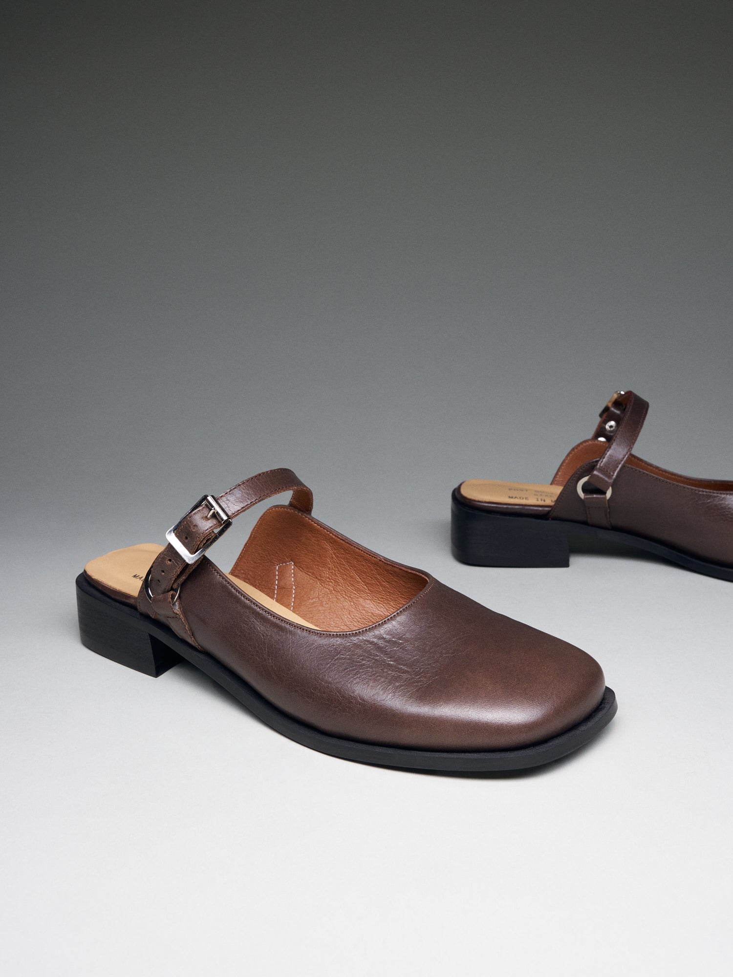 Studio Sale - Sling Back Mule Coffee / 40 - Sample